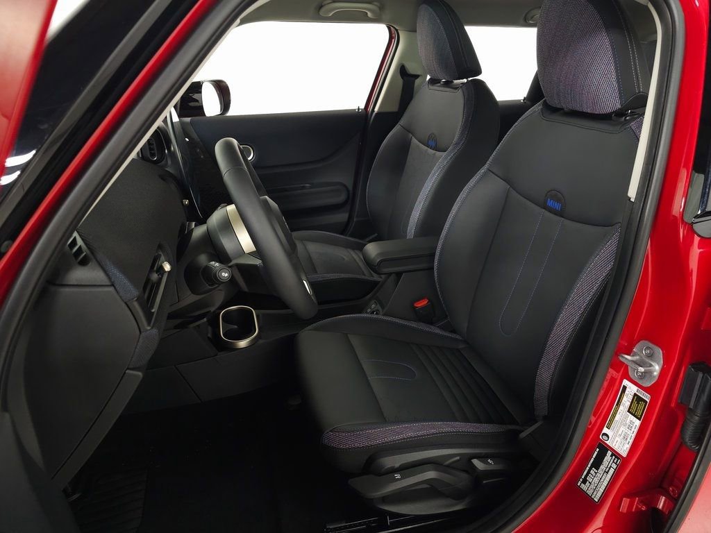 Used 2025 MINI Cooper S image 12