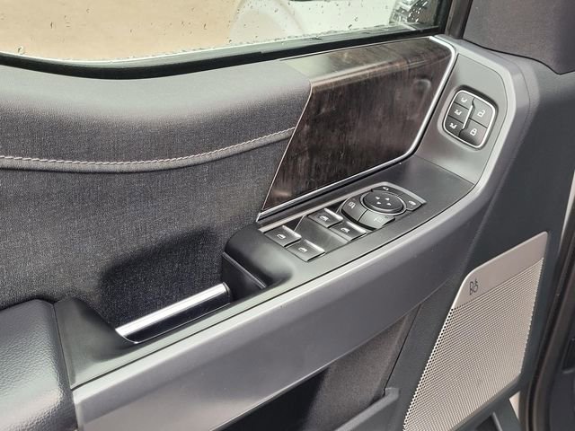 Used 2021 Ford F150 Lariat w/ Max Trailer Tow Package image 16