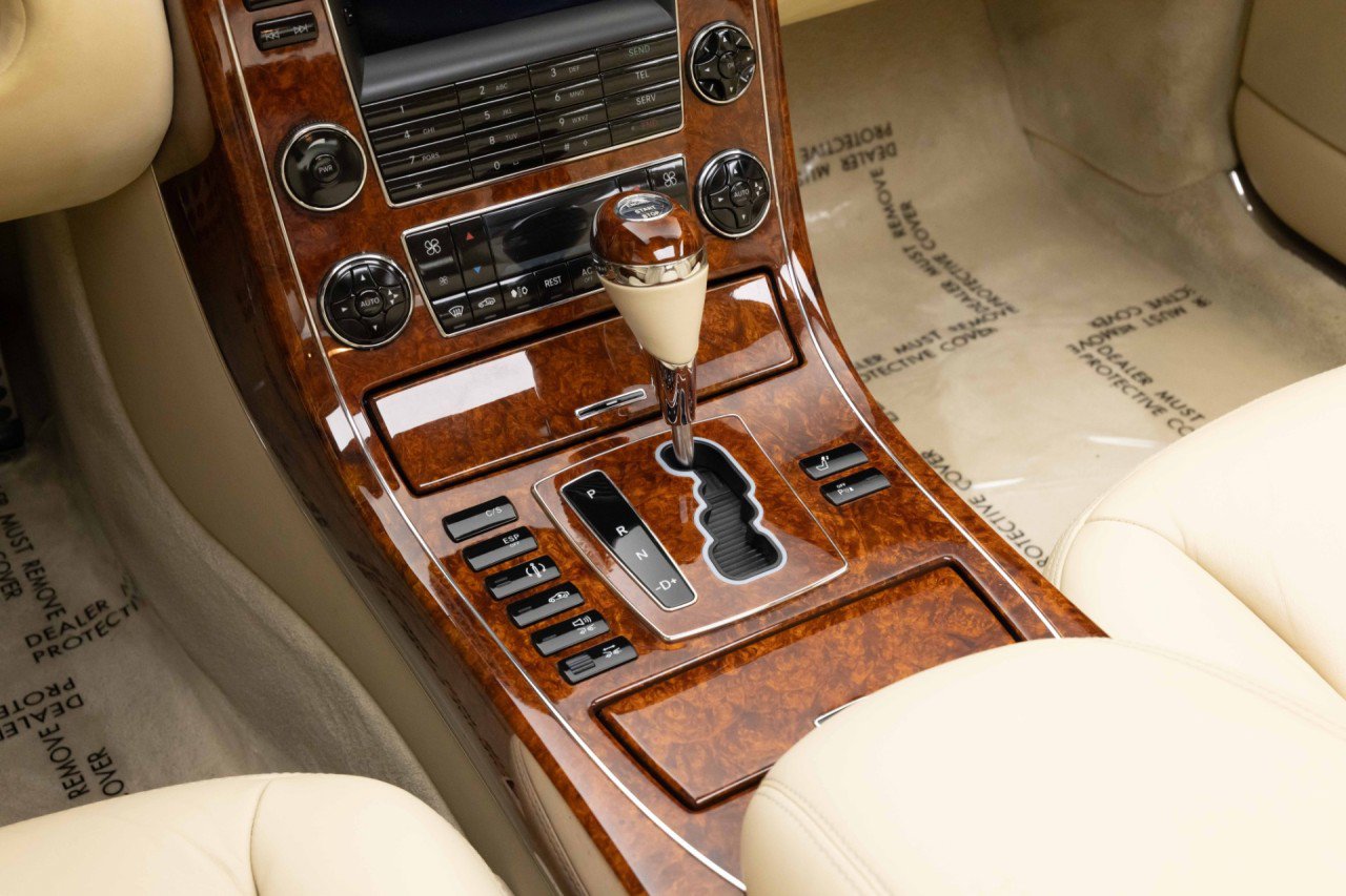 Used 2004 Maybach 57 RWD image 18