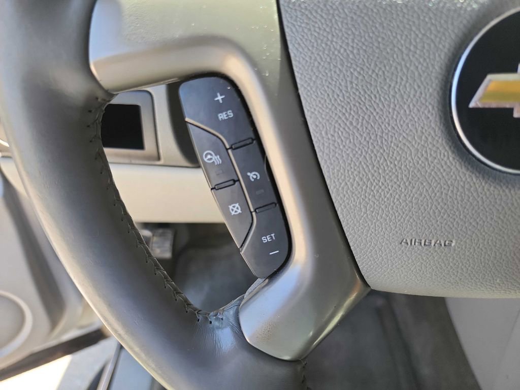 Used 2013 Chevrolet Avalanche LTZ image 22