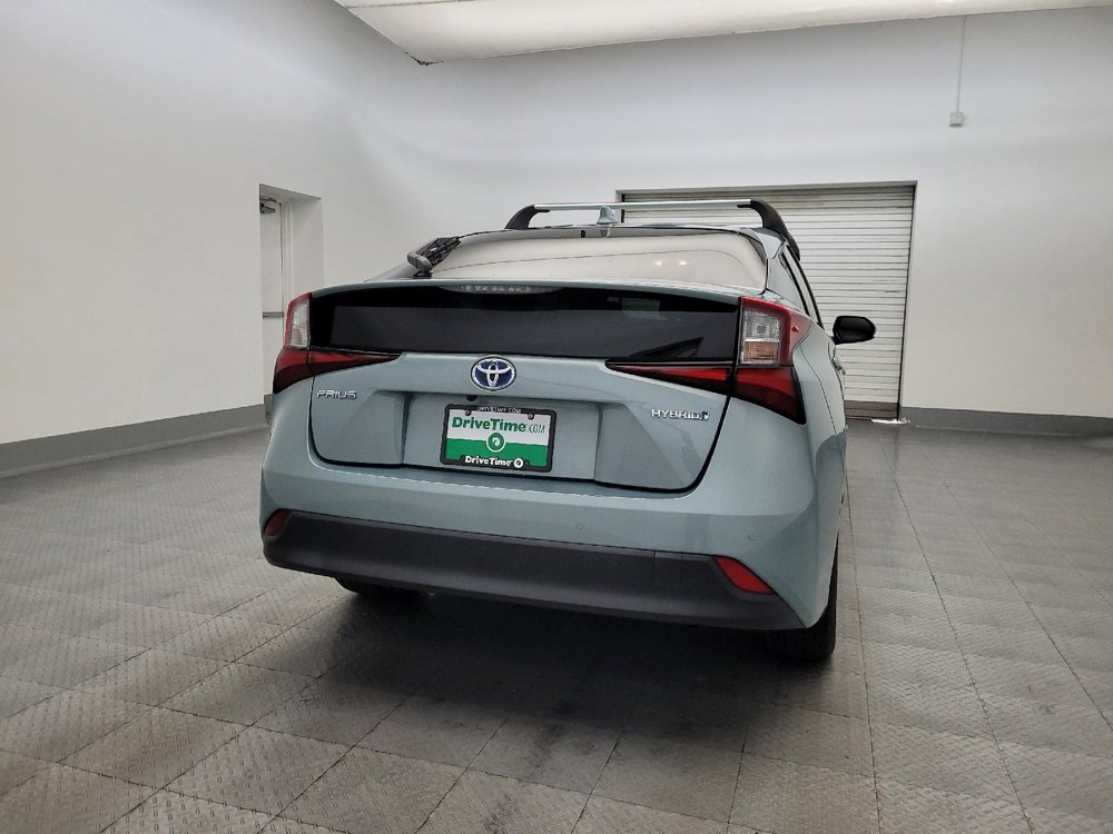 Used 2020 Toyota Prius LE image 7