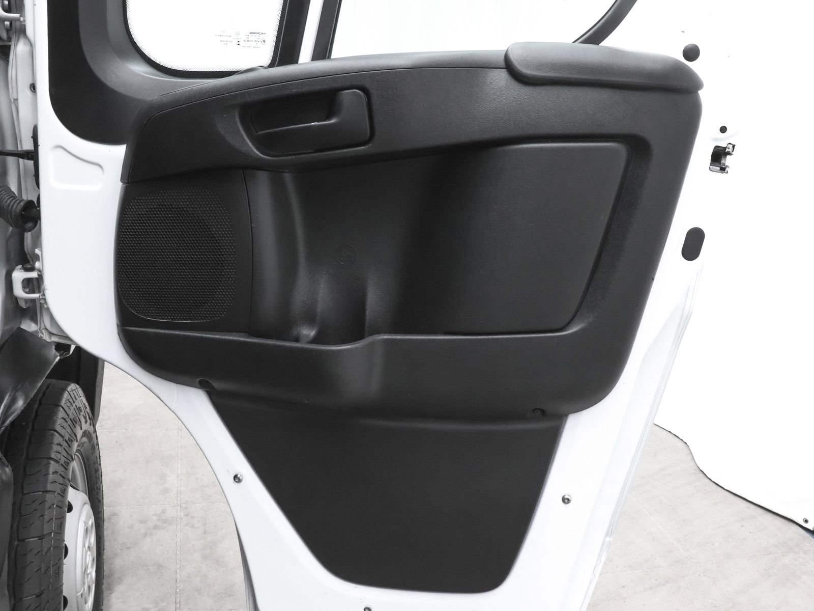 Used 2023 RAM ProMaster 2500 FWD image 14