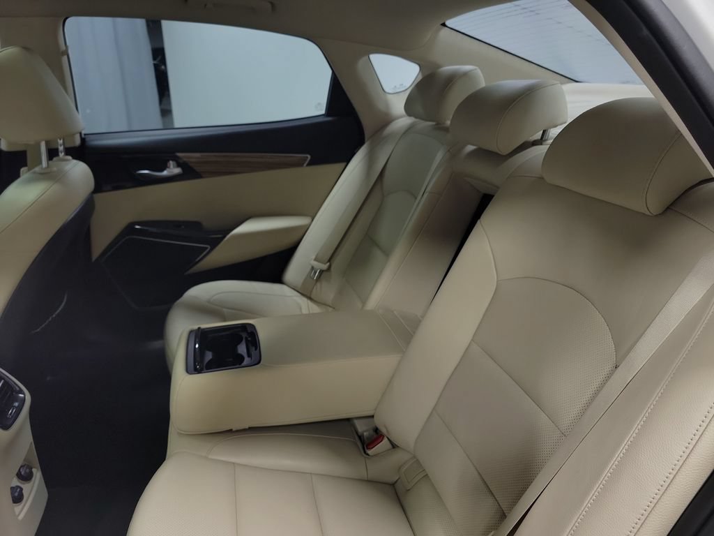 Used 2017 Kia Cadenza Technology FWD image 31