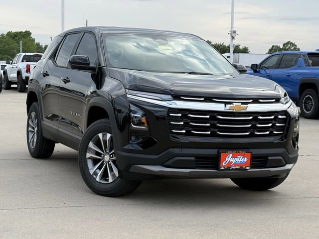 New 2026 Chevrolet Equinox LT w/ Safety and Technology Package FWD image 2