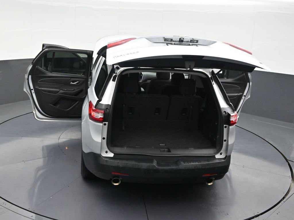 Used 2021 Chevrolet Traverse LT image 36