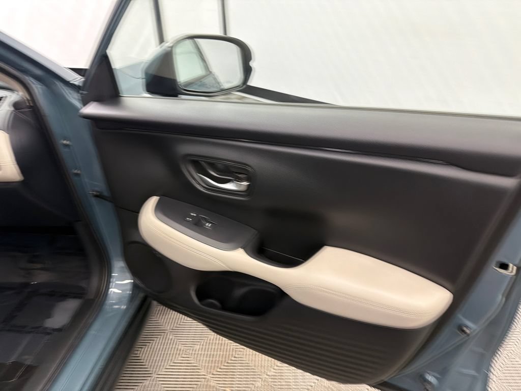 Used 2023 Honda HR-V LX image 14