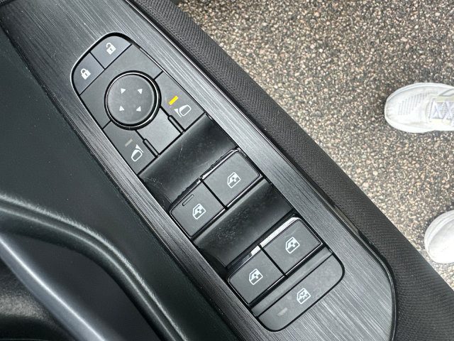 Used 2025 Nissan Kicks S FWD image 26