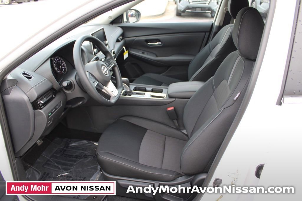 New 2025 Nissan Sentra SV image 8