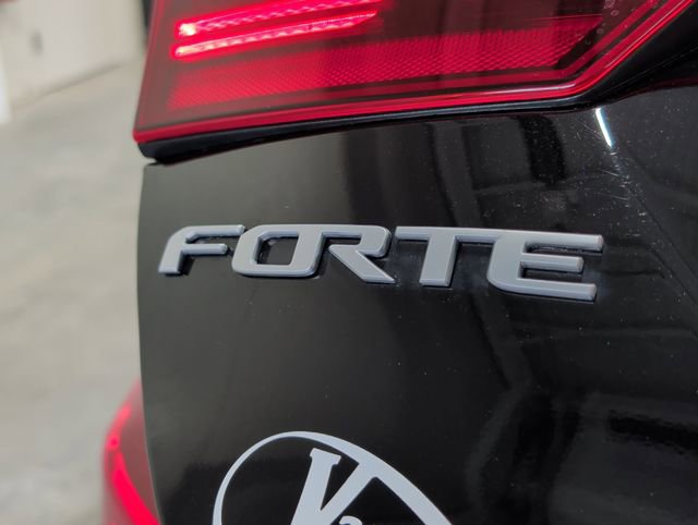 Used 2024 Kia Forte GT-Line w/ GT-Line Premium Package image 34