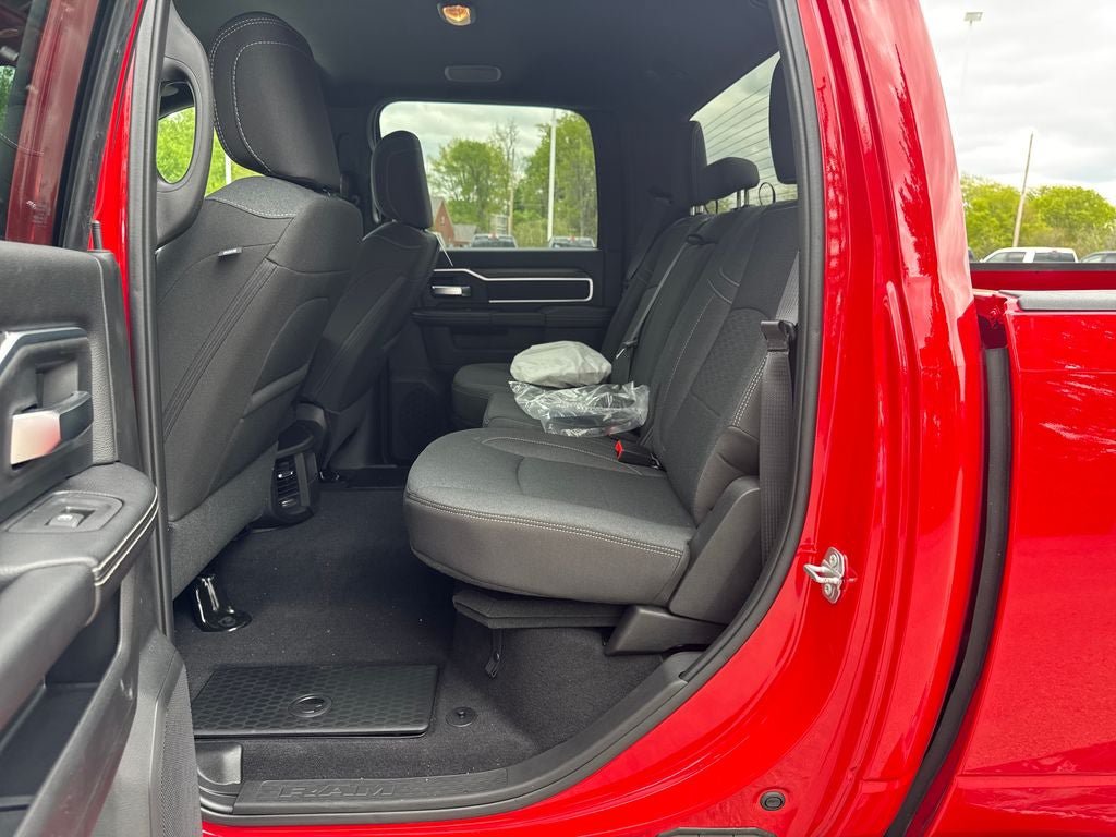 New 2026 RAM 2500 Big Horn AWD/4WD image 23