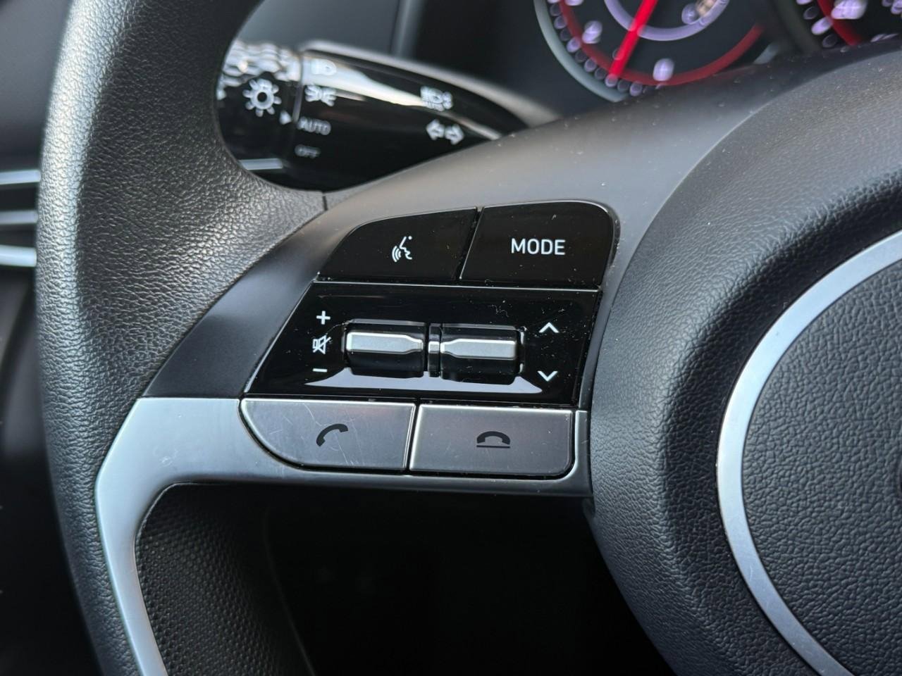 Used 2023 Hyundai Elantra SEL w/ Cargo Package image 30