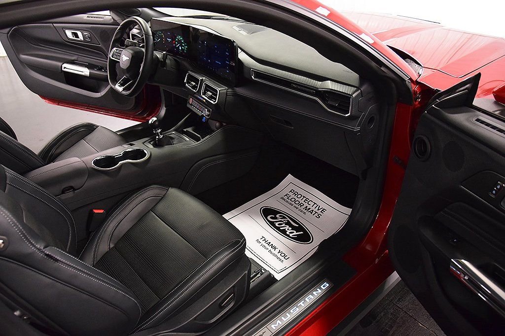 Used 2024 Ford Mustang GT Premium image 29