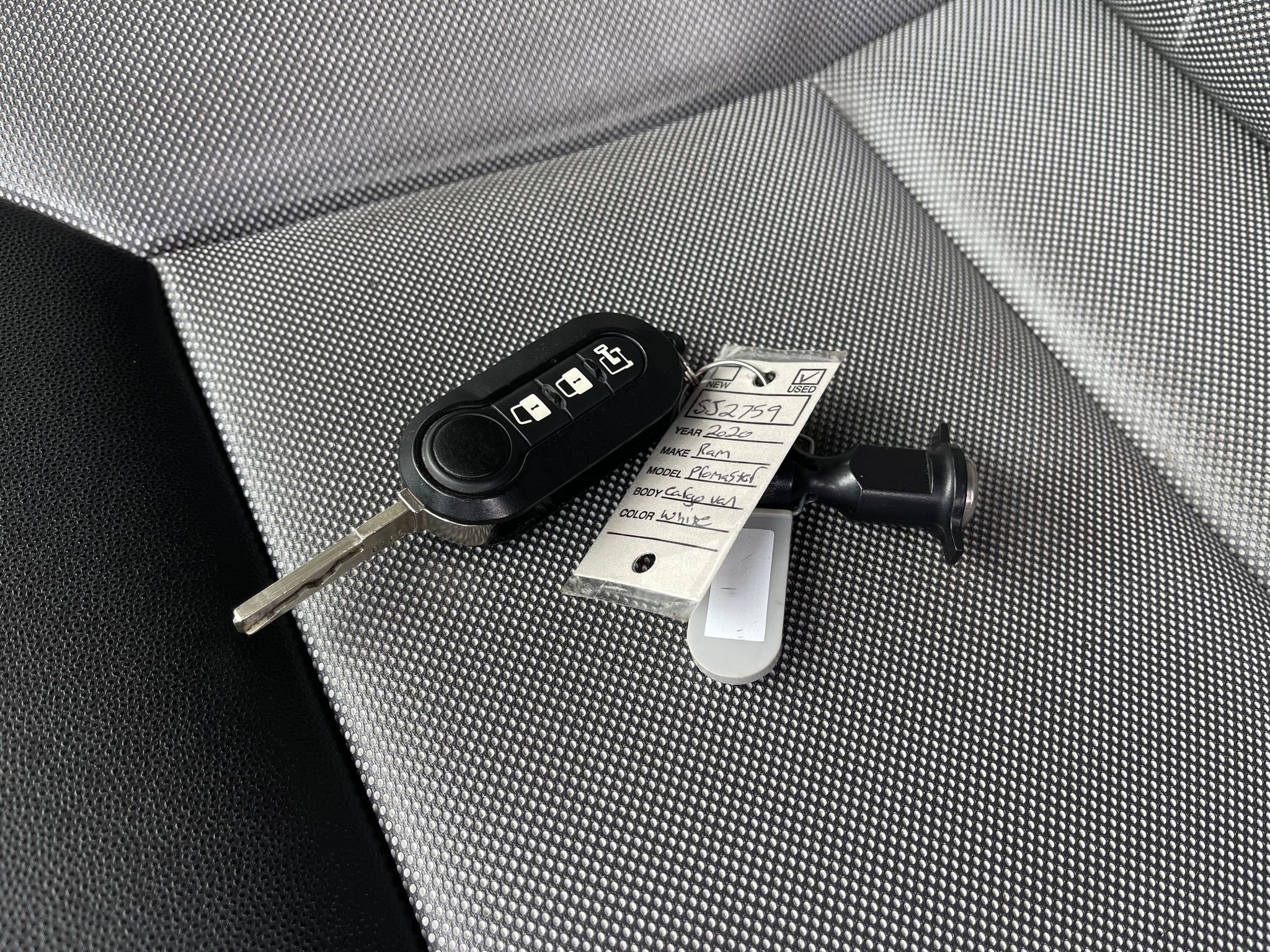 Used 2020 RAM ProMaster 2500 w/ Interior Convenience Group image 34