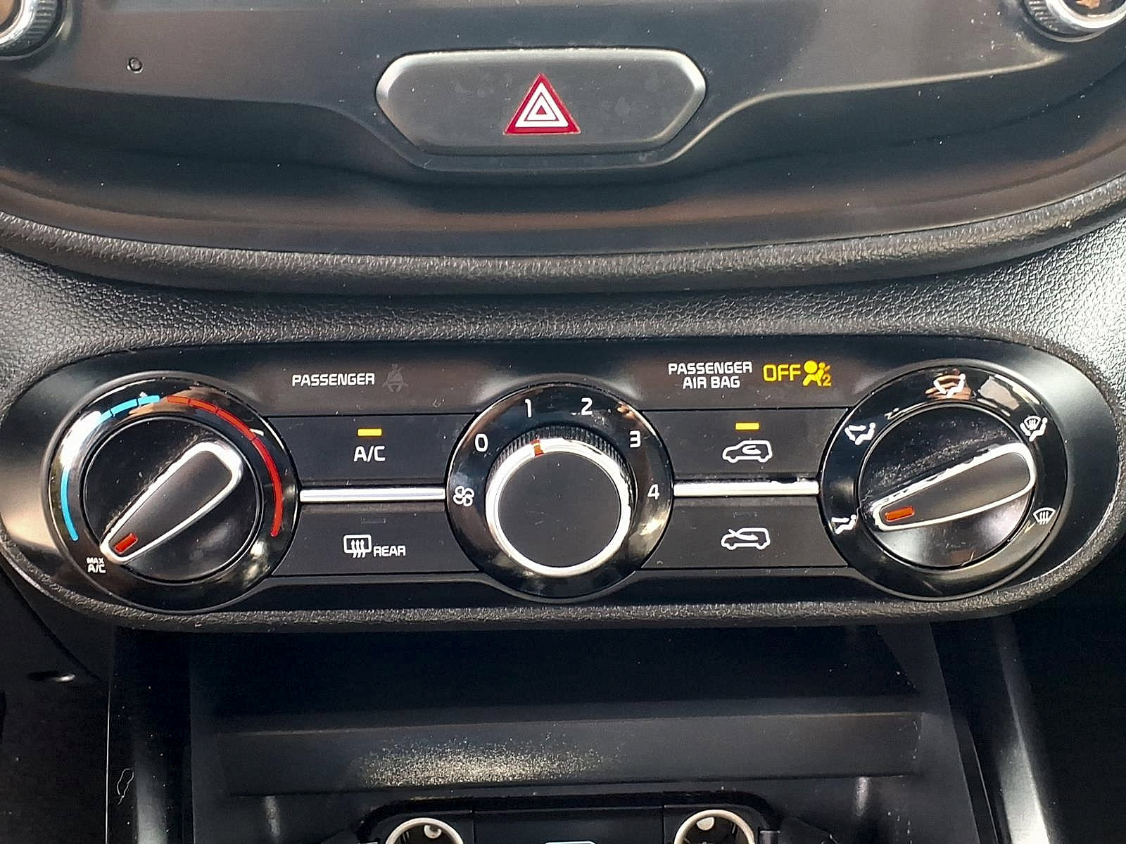 Used 2021 Kia Soul LX image 15