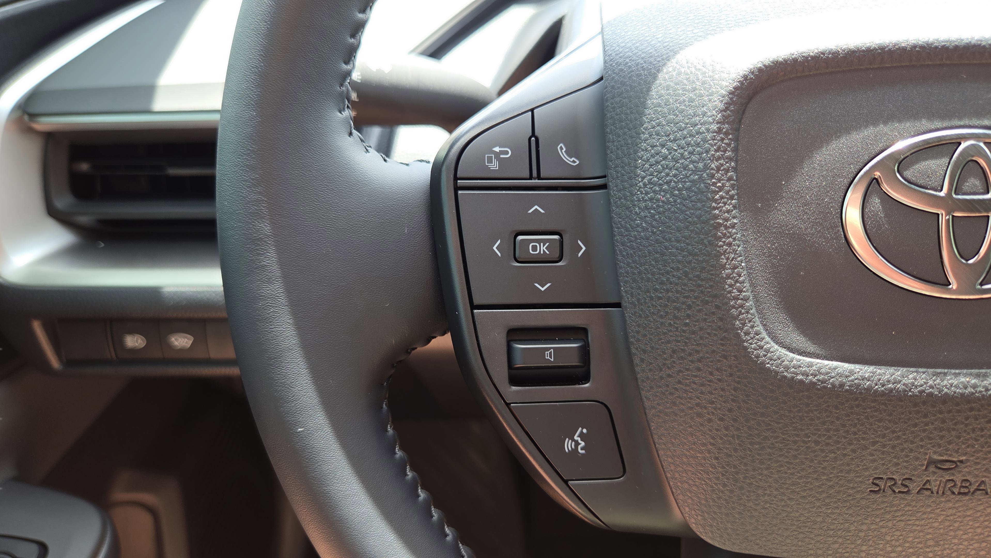 Certified 2026 Toyota Prius LE image 27