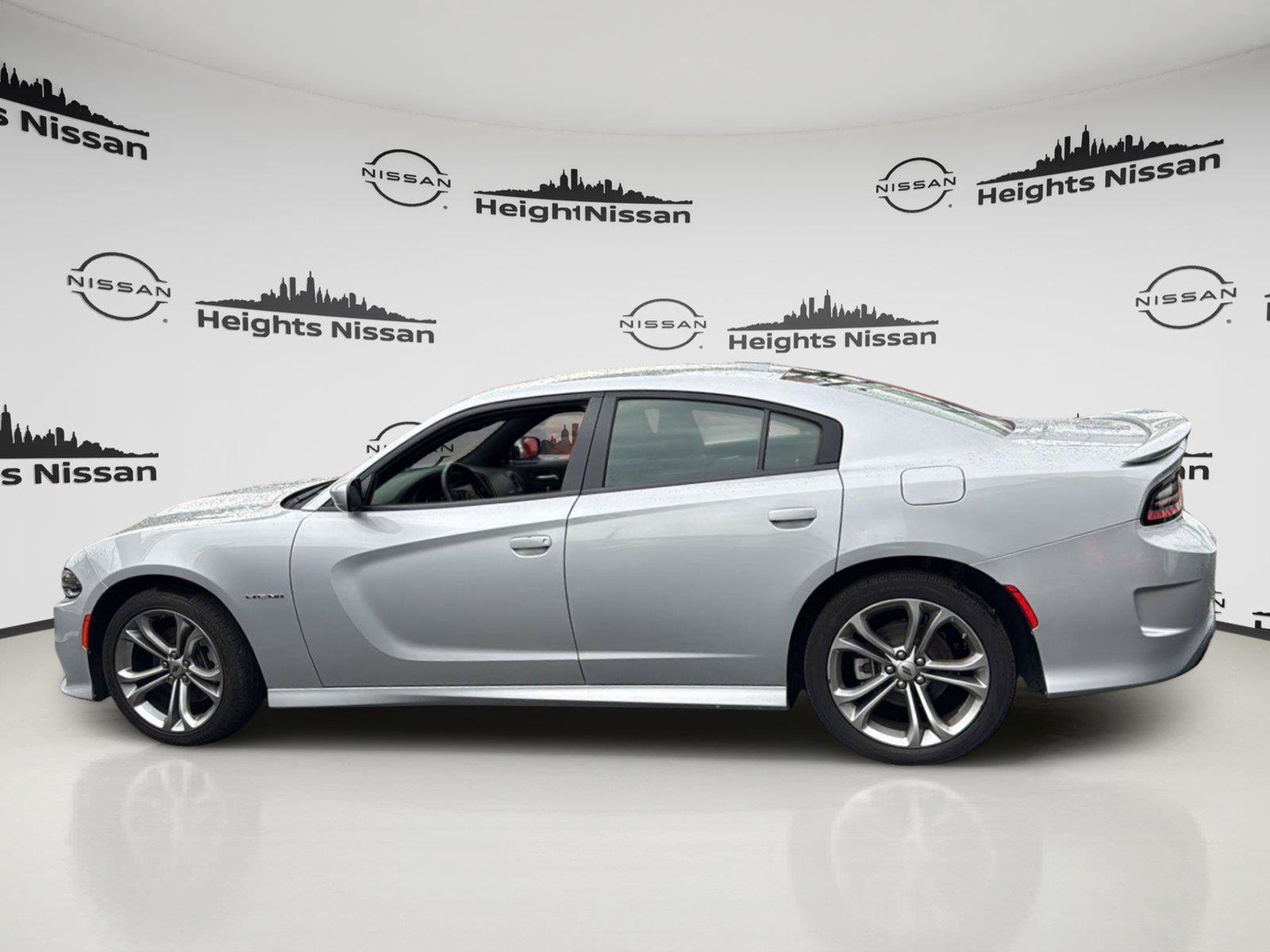 Used 2022 Dodge Charger R/T RWD image 2