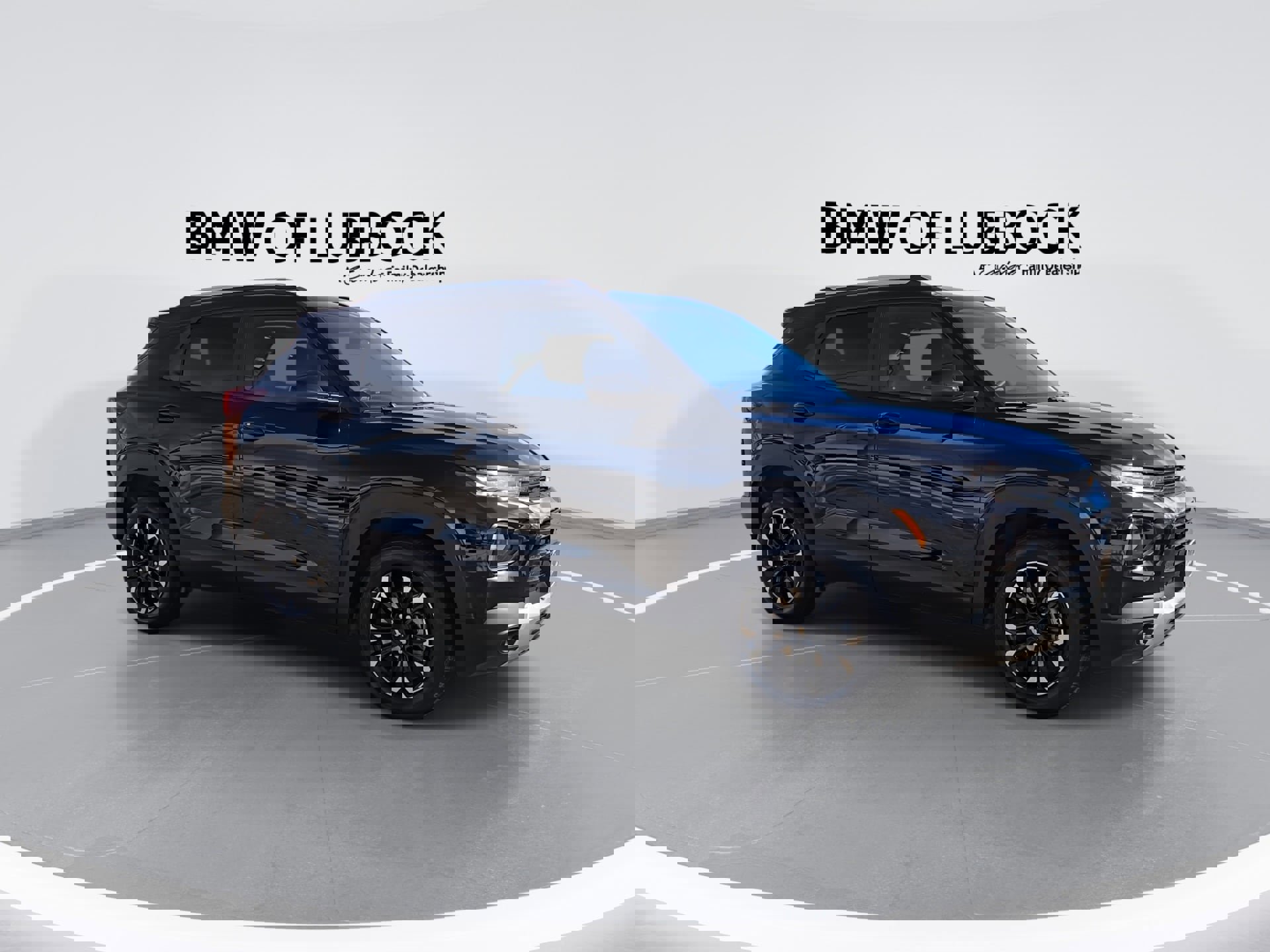 Used 2023 Chevrolet TrailBlazer LT w/ Convenience Package image 2