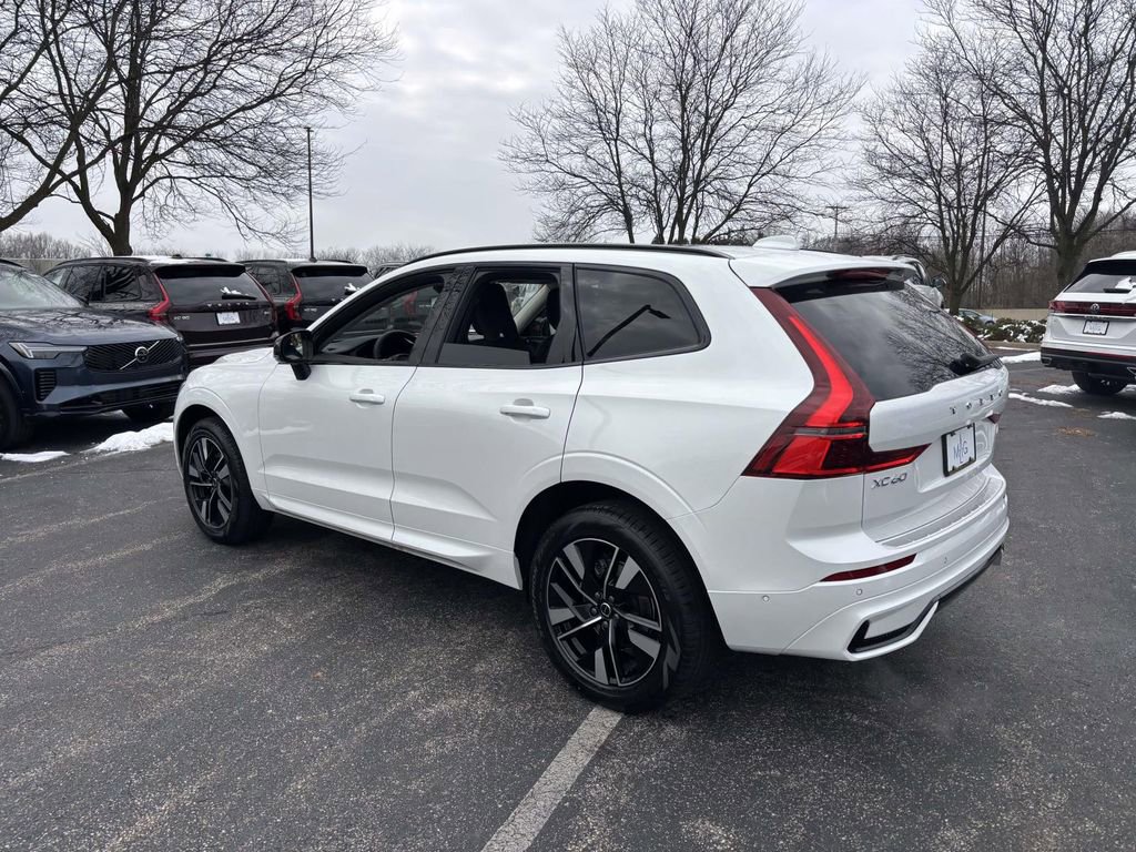 New 2026 Volvo XC60 B5 Plus w/ Protection Package Premier image 5