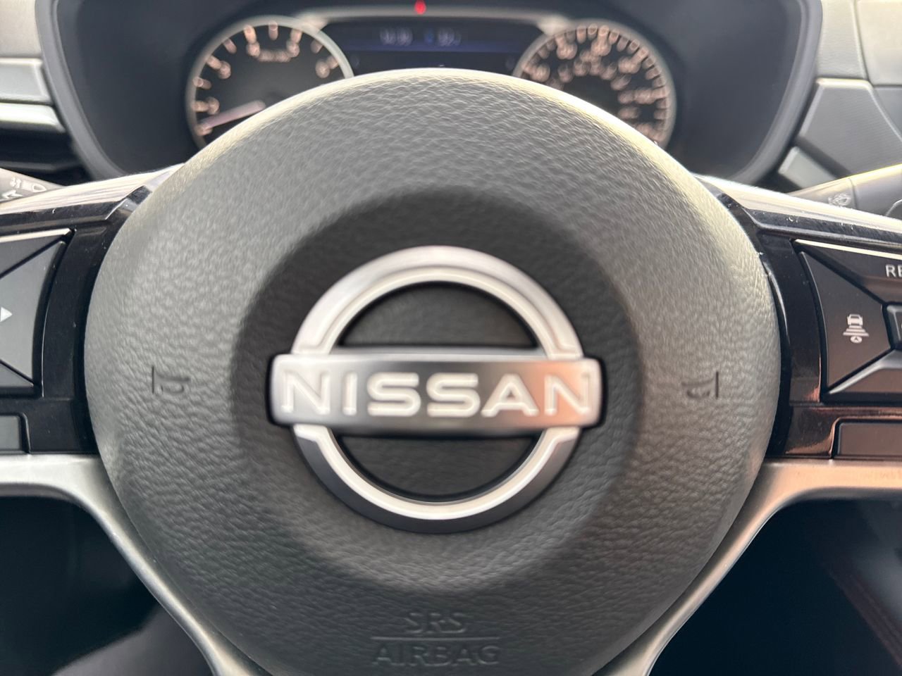 Used 2024 Nissan Altima 2.5 SR image 29