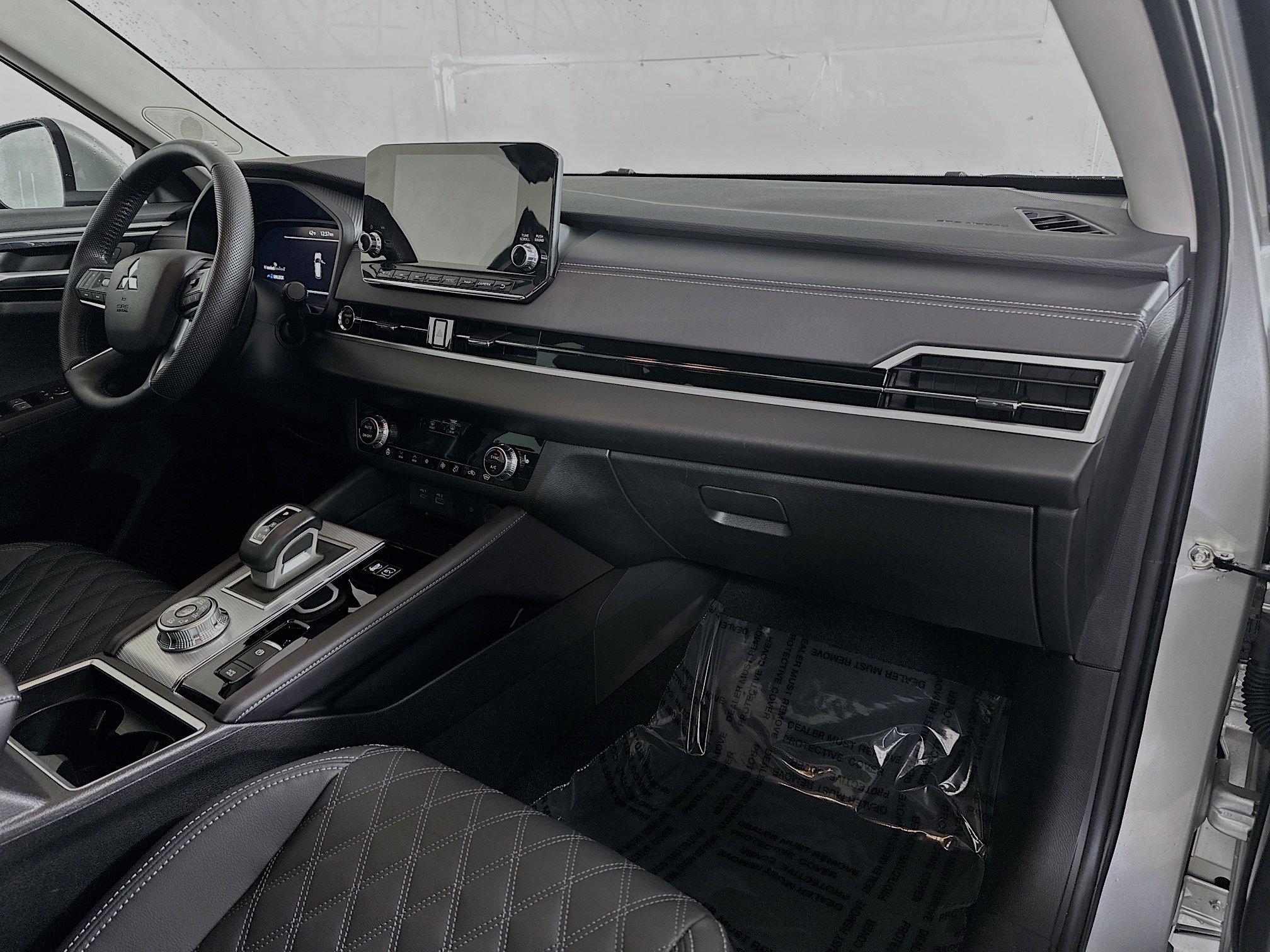 Used 2023 Mitsubishi Outlander SEL 40th Anniversary image 30