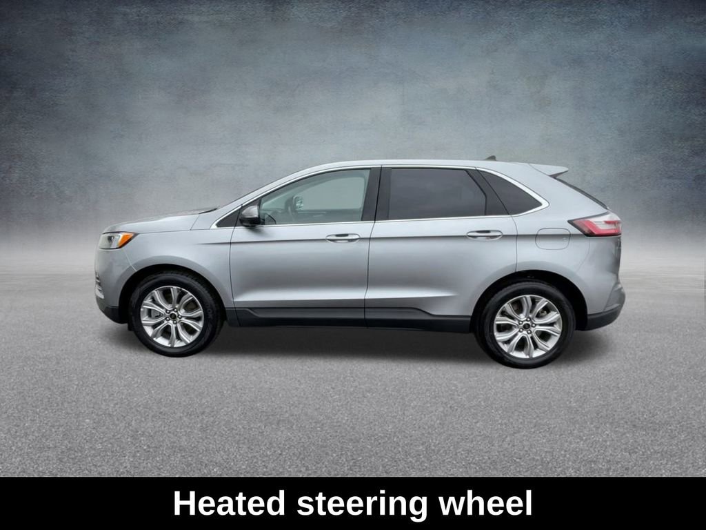 Used 2024 Ford Edge Titanium image 12