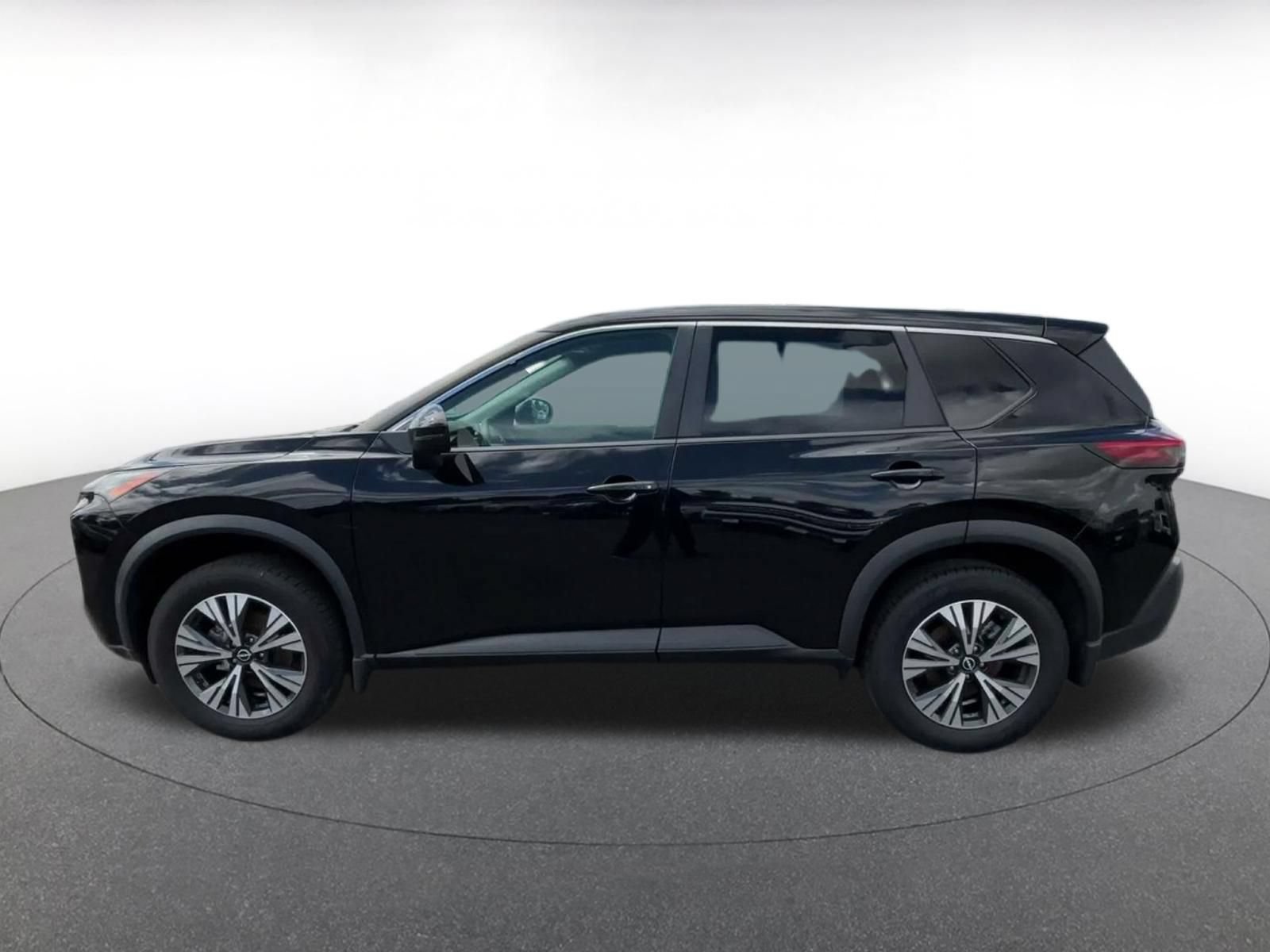 Used 2022 Nissan Rogue SV FWD image 7