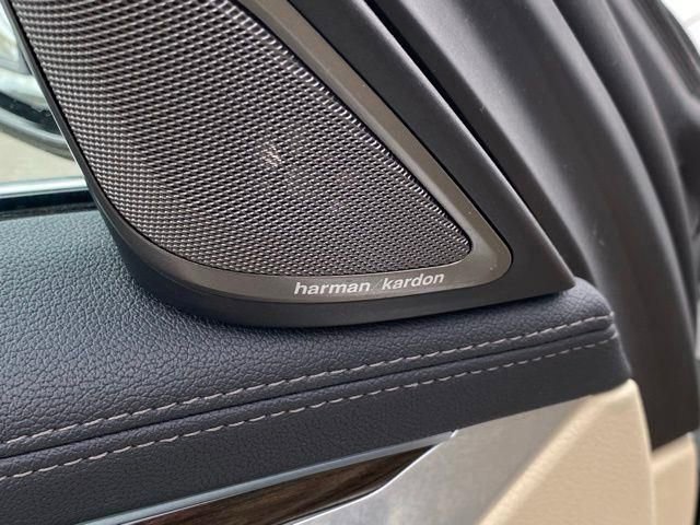Used 2020 BMW 740i xDrive w/ Cold Weather Package image 15
