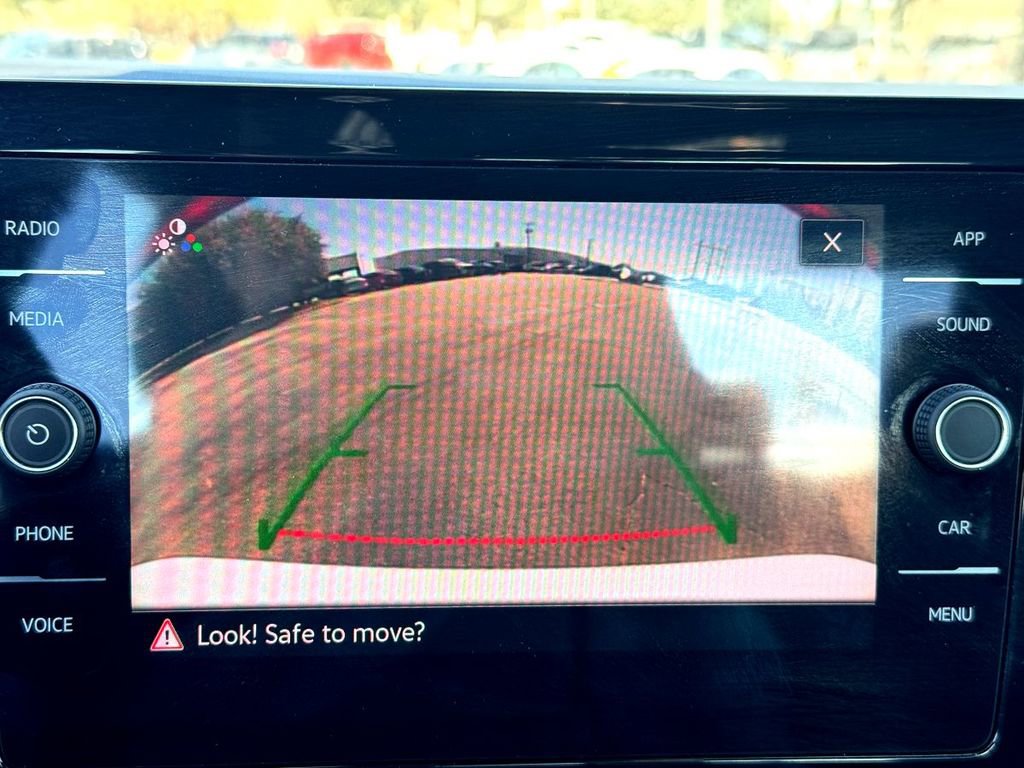 Certified 2025 Volkswagen Jetta GLI Autobahn image 25