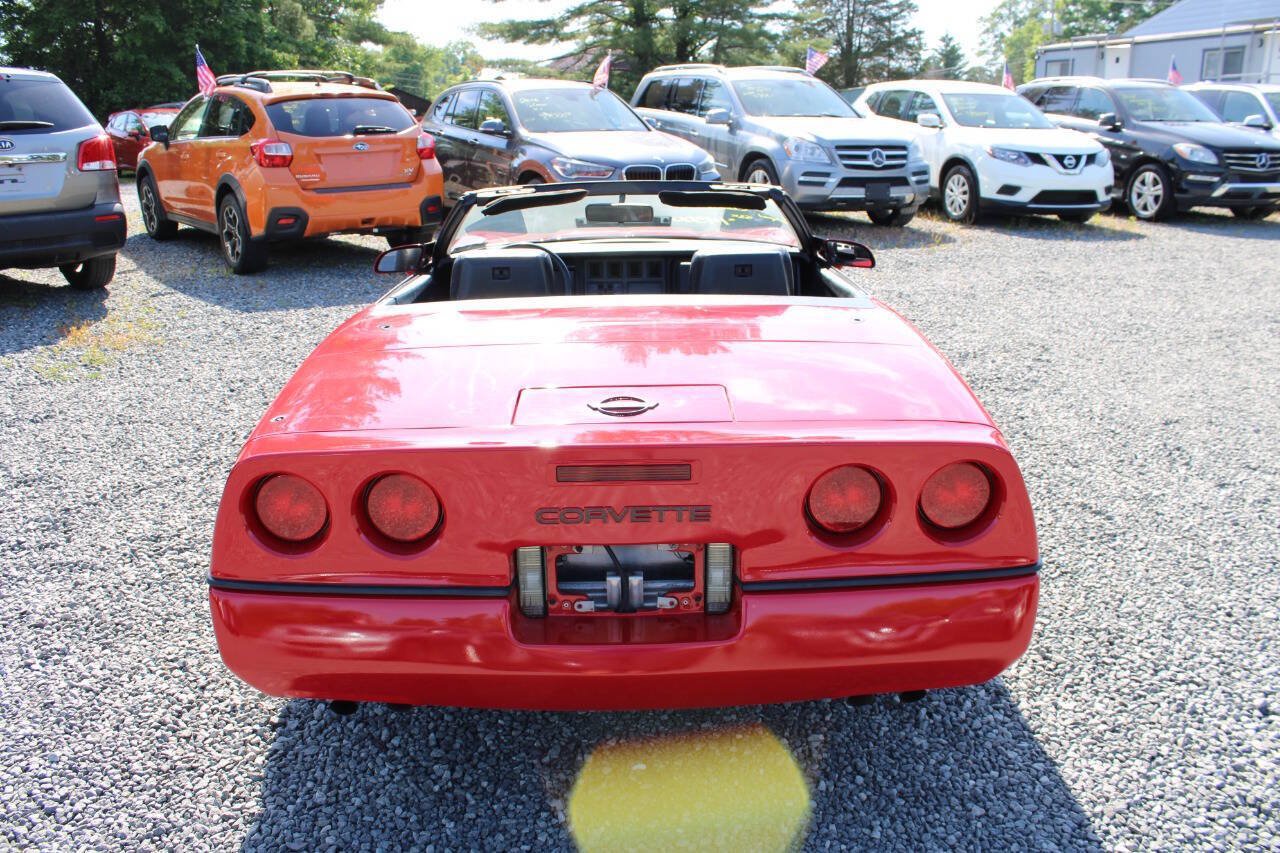 Used 1989 Chevrolet Corvette Convertible RWD image 8
