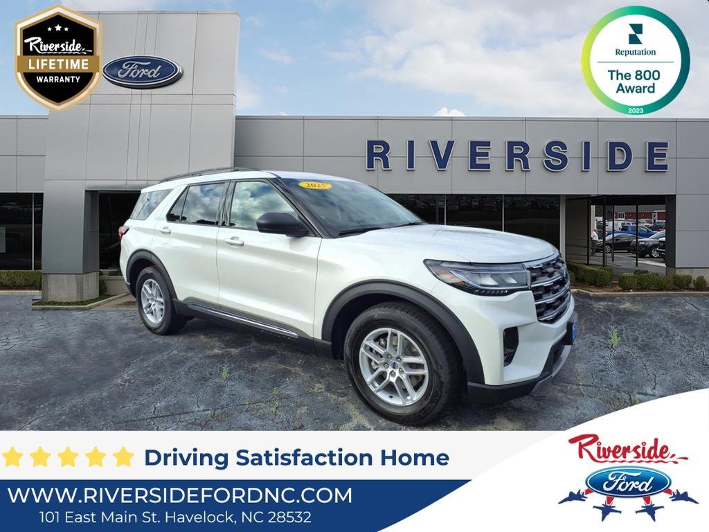 New 2025 Ford Explorer Active image 1