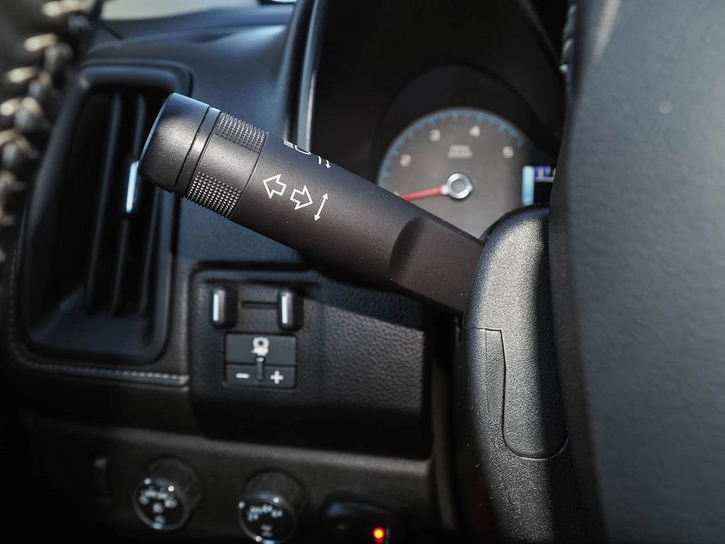 Used 2018 GMC Canyon Denali image 30