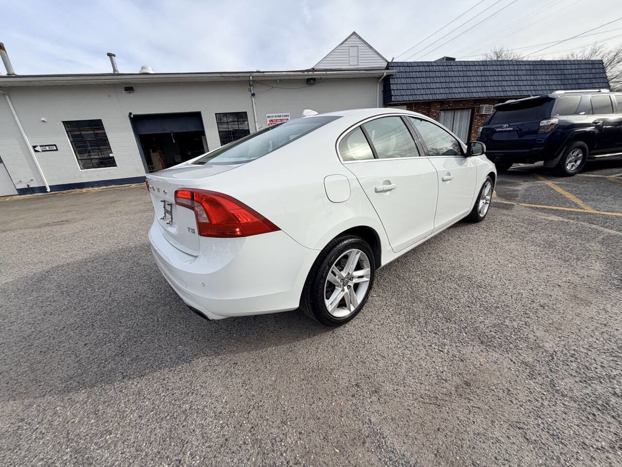 Used 2015 Volvo S60 T5 Premier image 9