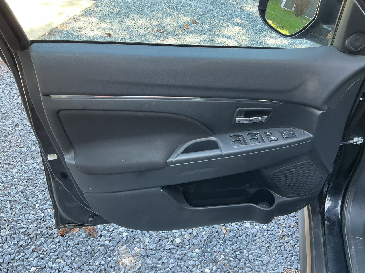 Used 2019 Mitsubishi Outlander Sport ES image 10