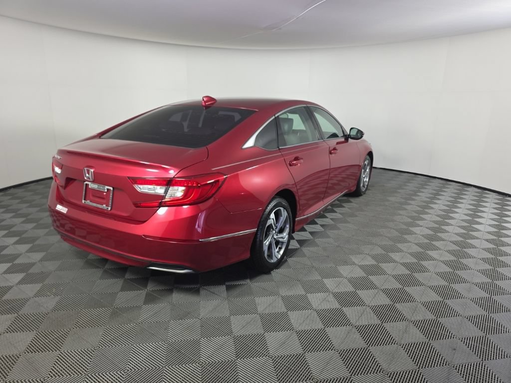 Used 2018 Honda Accord EX image 5