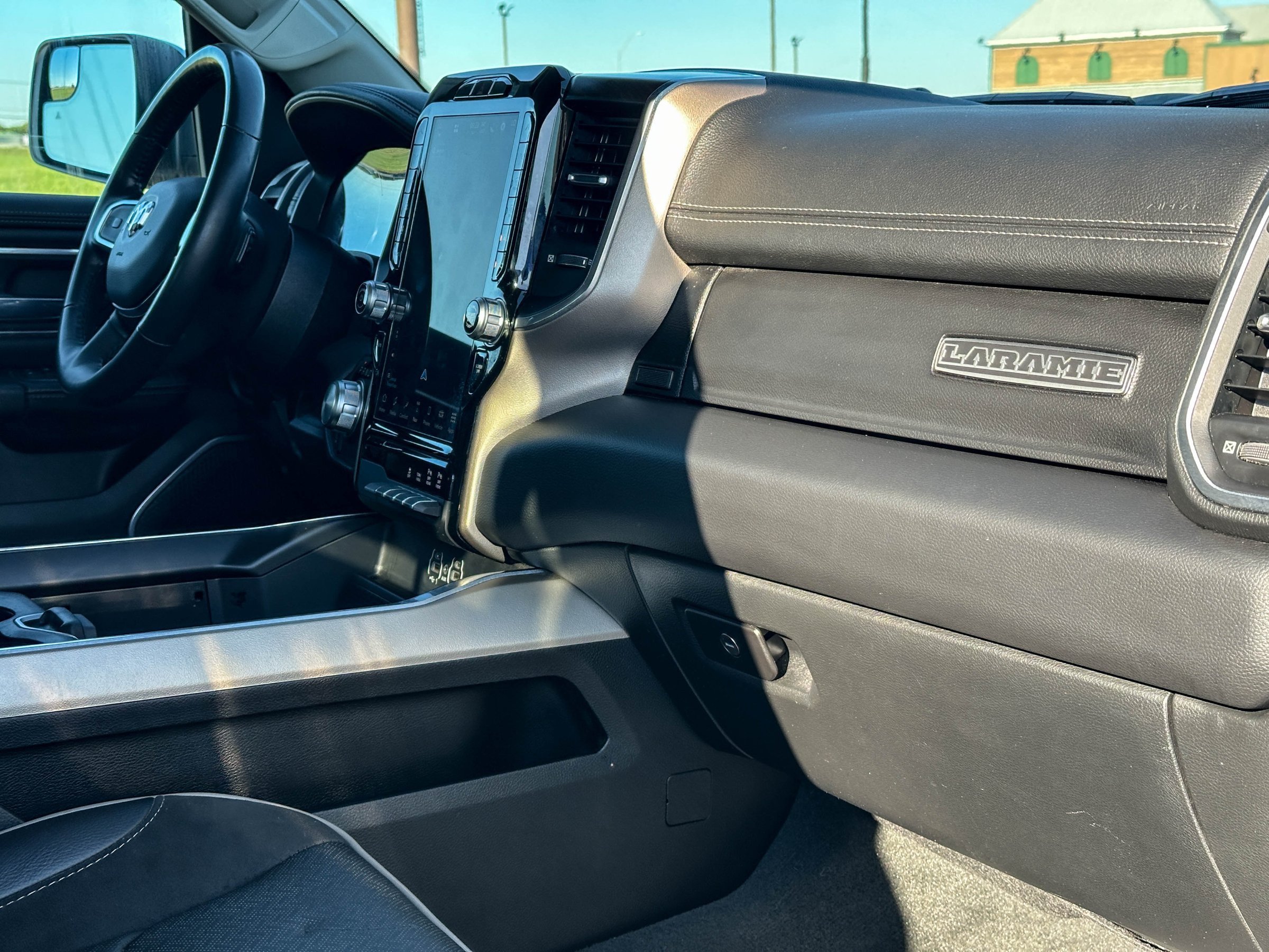 Used 2022 RAM 1500 Laramie RWD image 23