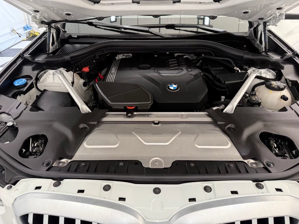 Used 2024 BMW X3 xDrive30i AWD/4WD image 9