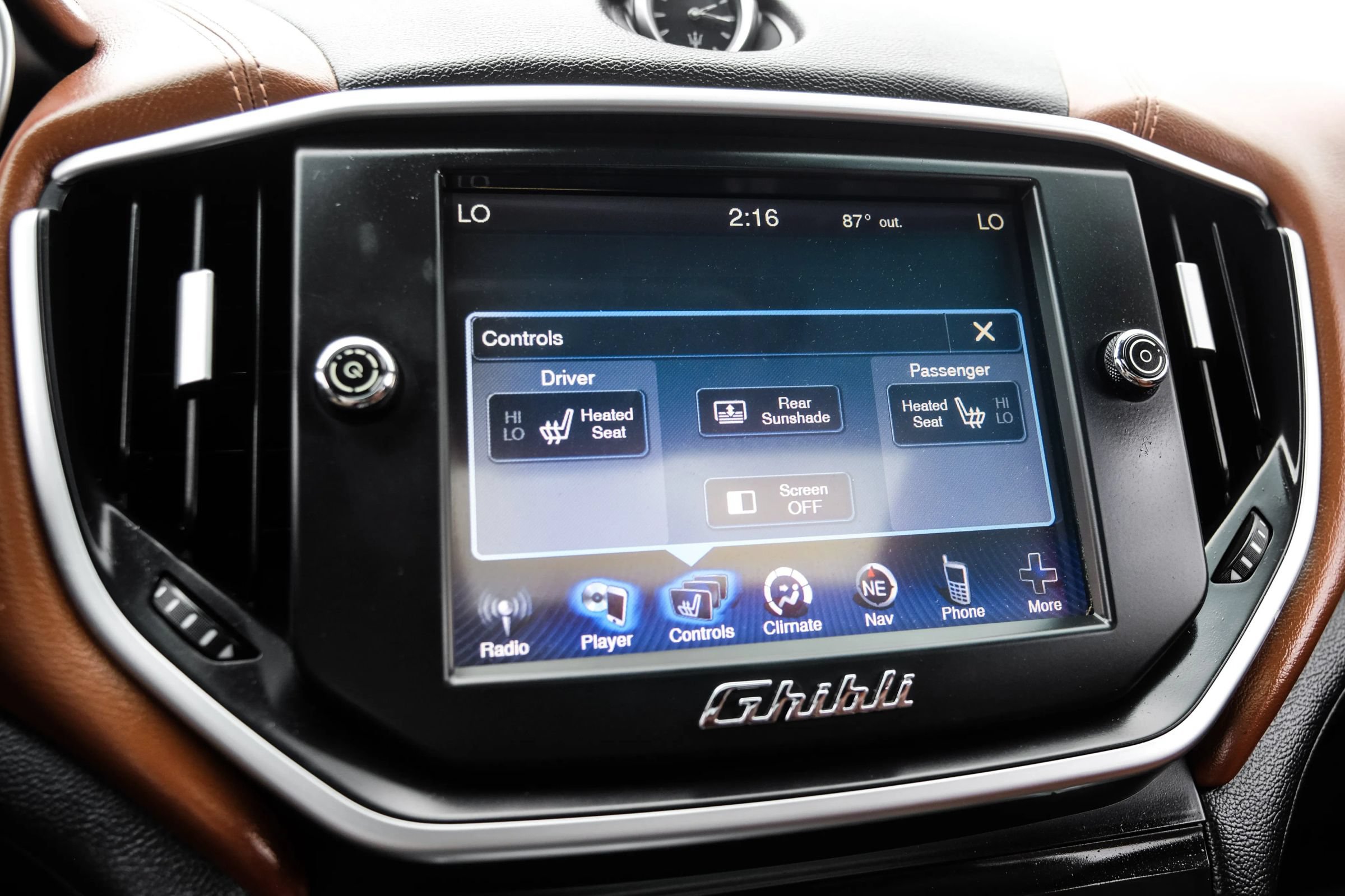 Used 2015 Maserati Ghibli S Q4 AWD/4WD image 28