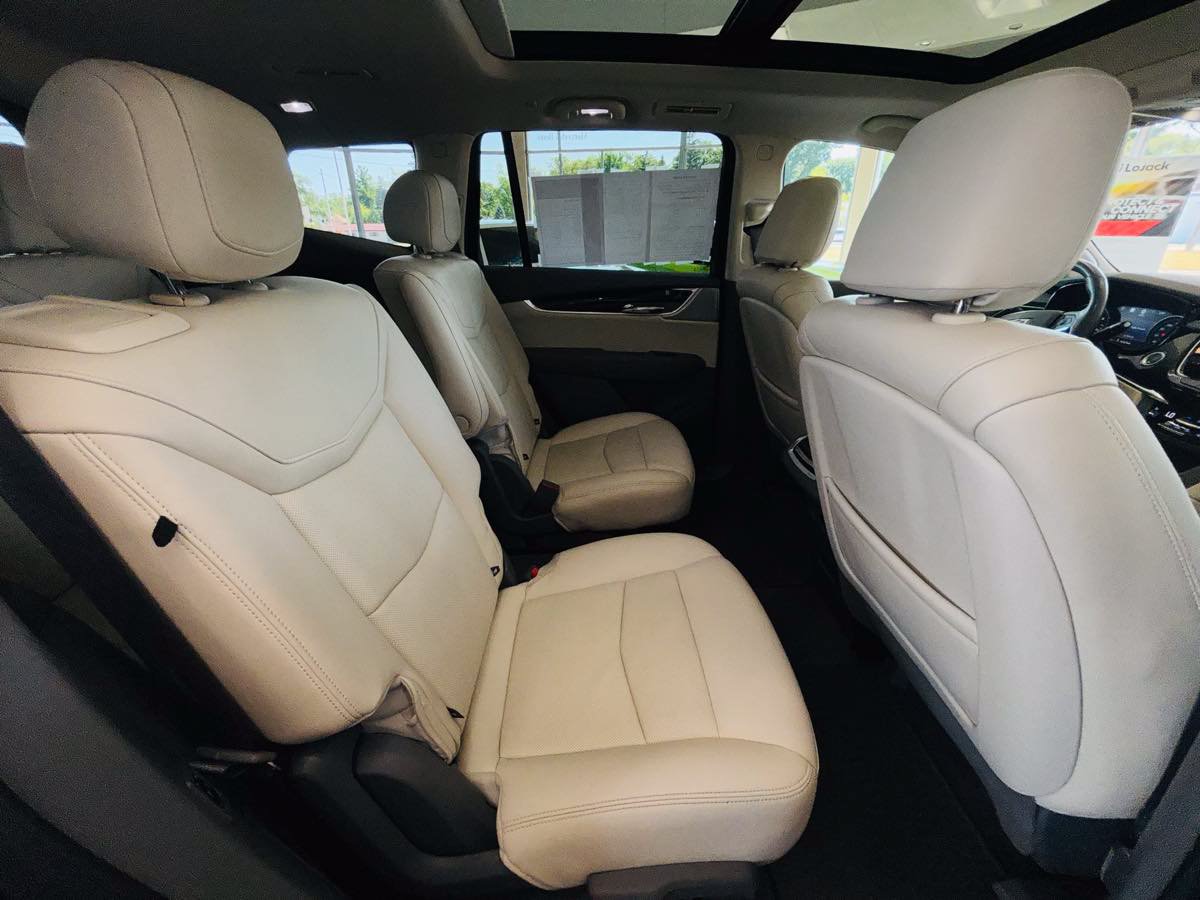 Used 2022 Cadillac XT6 Premium Luxury w/ Technology Package AWD/4WD image 42