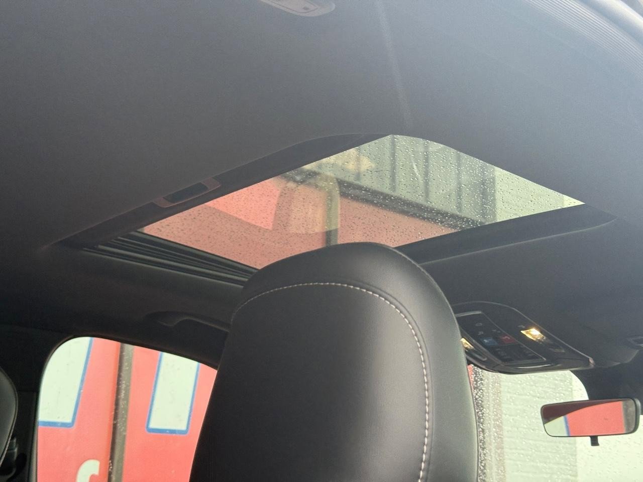 New 2025 Jeep Grand Cherokee Altitude image 7