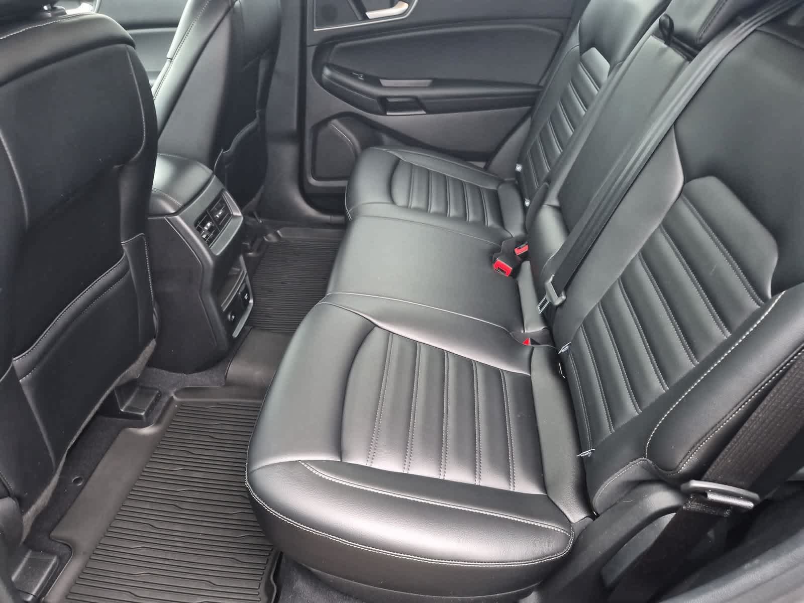 Used 2024 Ford Edge SEL w/ Convenience Package AWD/4WD image 19
