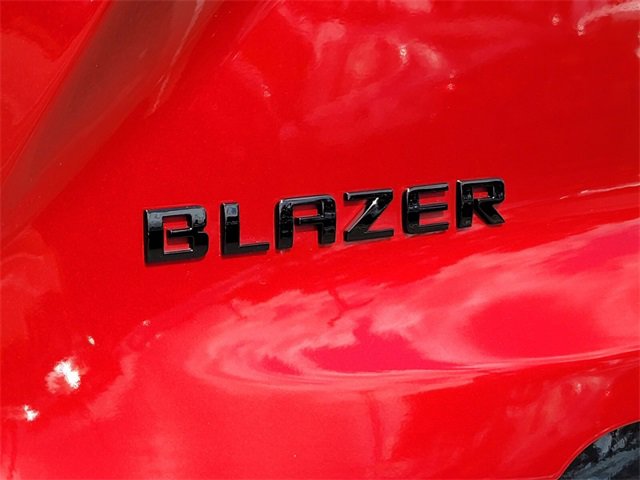 Used 2025 Chevrolet Blazer RS w/ Enhanced Convenience Package image 17