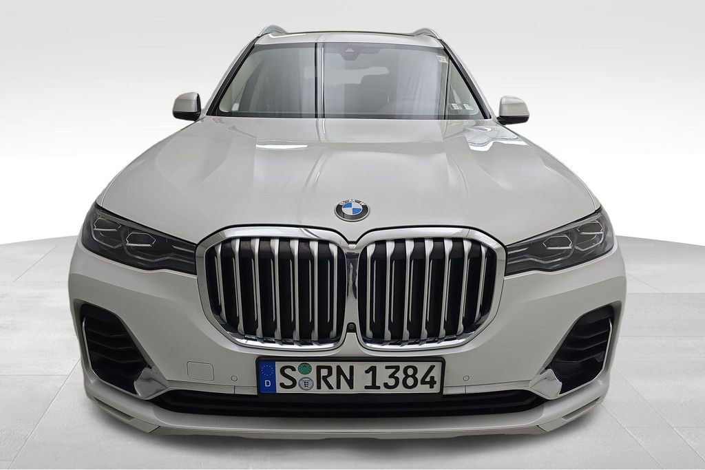 Used 2020 BMW X7 xDrive40i w/ Premium Package image 3
