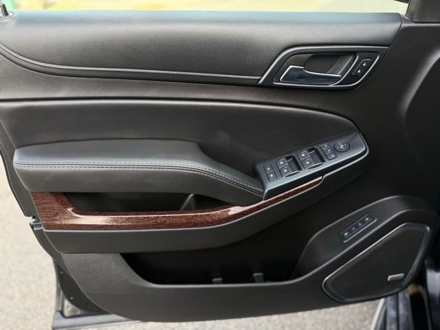 Used 2017 GMC Yukon SLT image 17