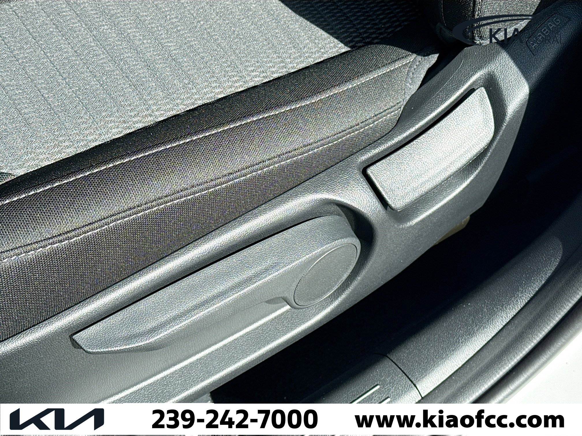 New 2026 Kia Sorento LX image 23