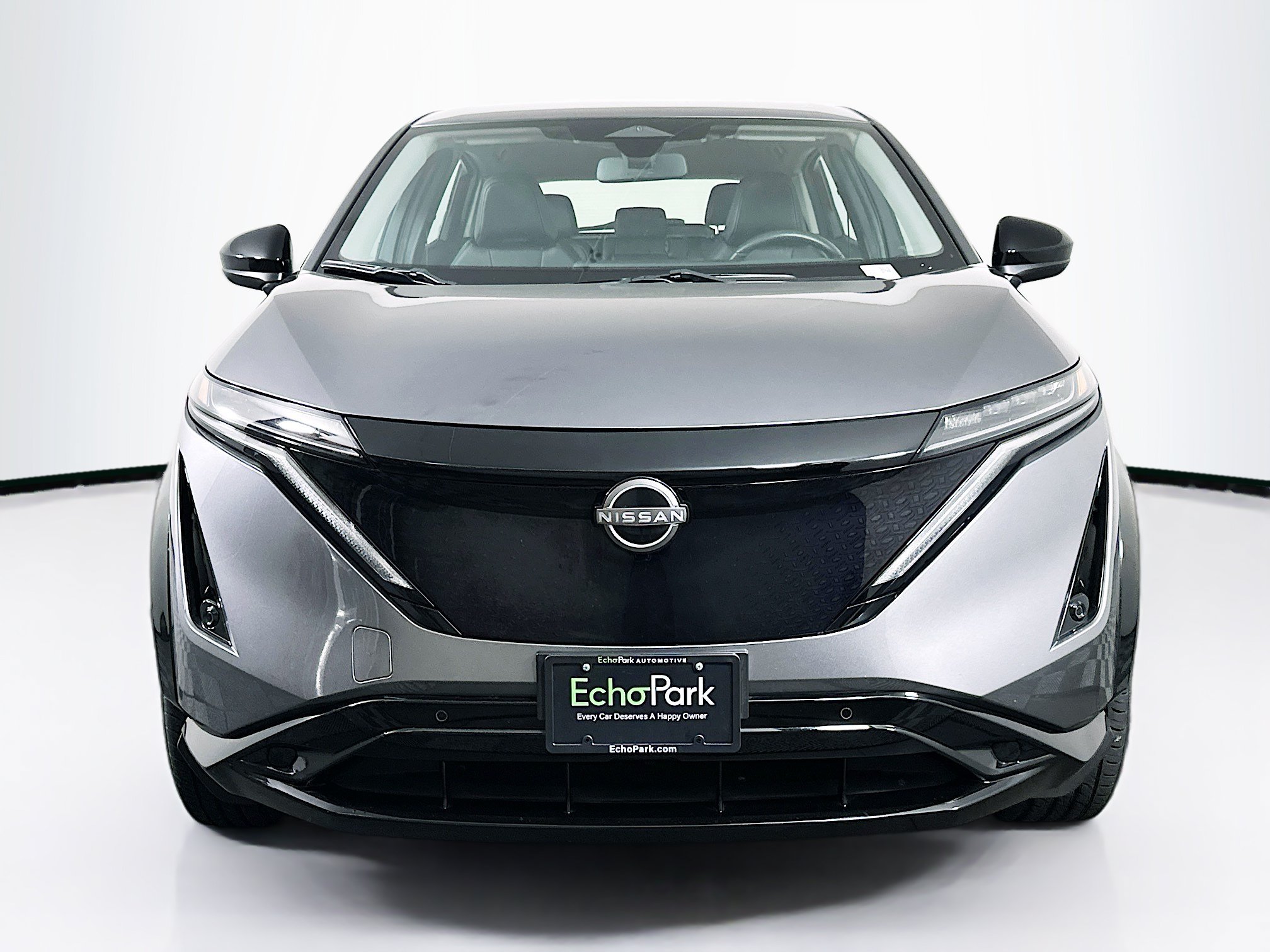 Used 2024 Nissan Ariya AWD image 2