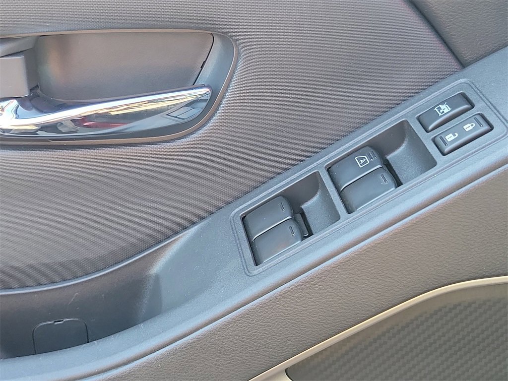 Certified 2023 Nissan Frontier SV w/ SV Convenience Package image 13