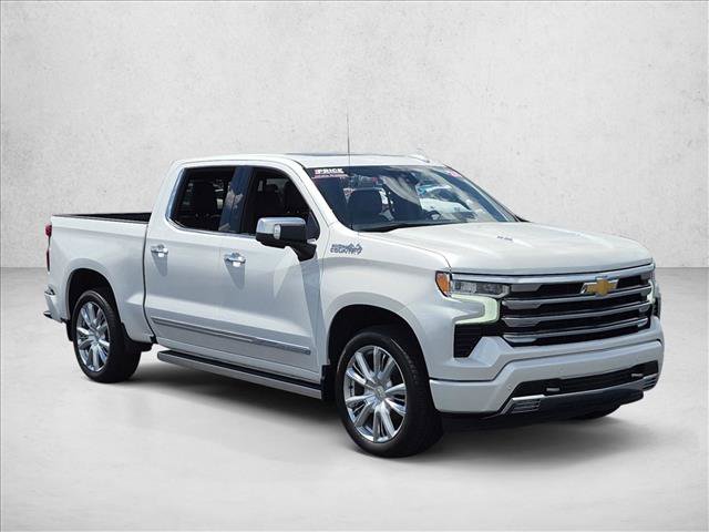 Certified 2024 Chevrolet Silverado 1500 High Country AWD/4WD image 3
