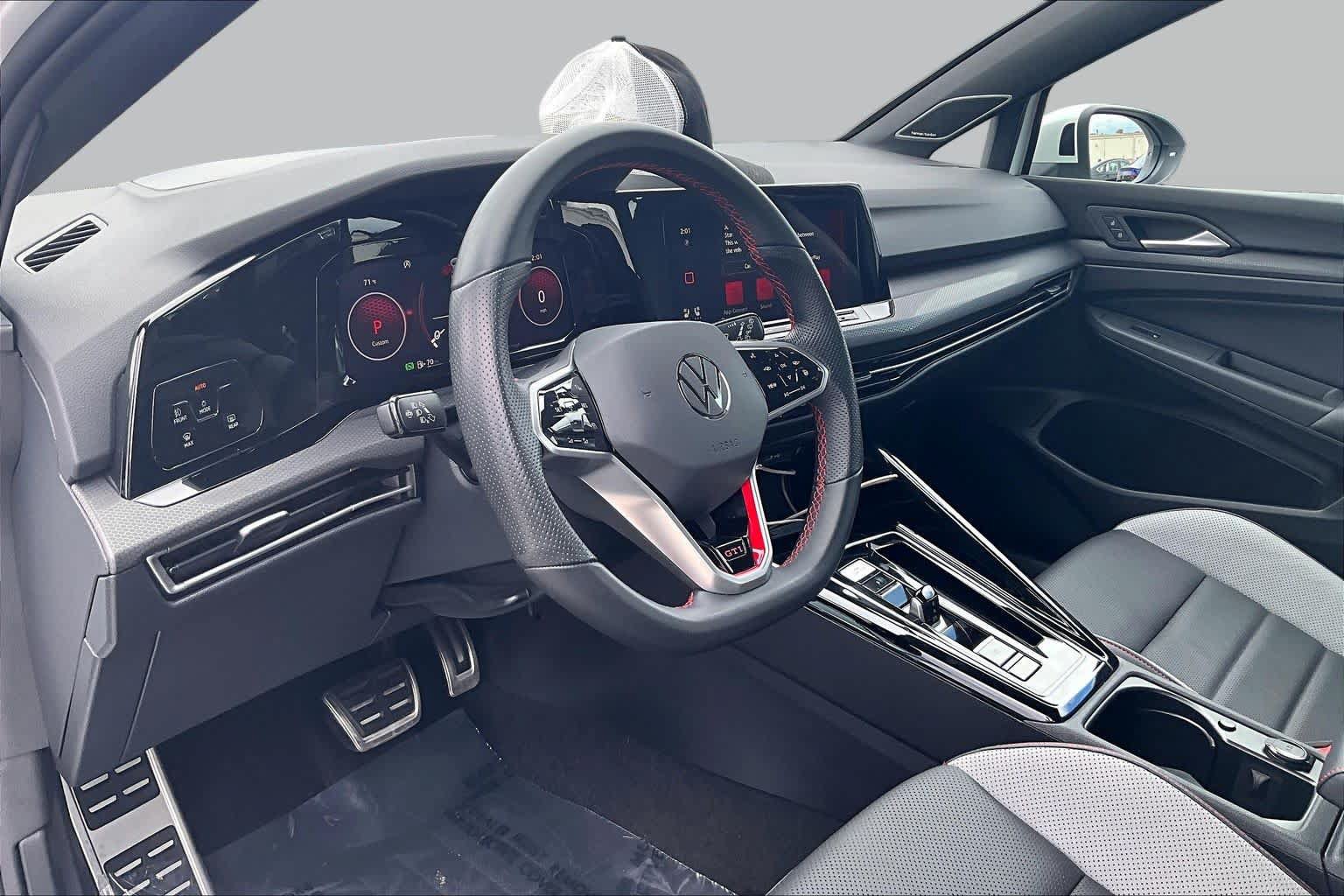 Used 2024 Volkswagen GTI Autobahn FWD image 14