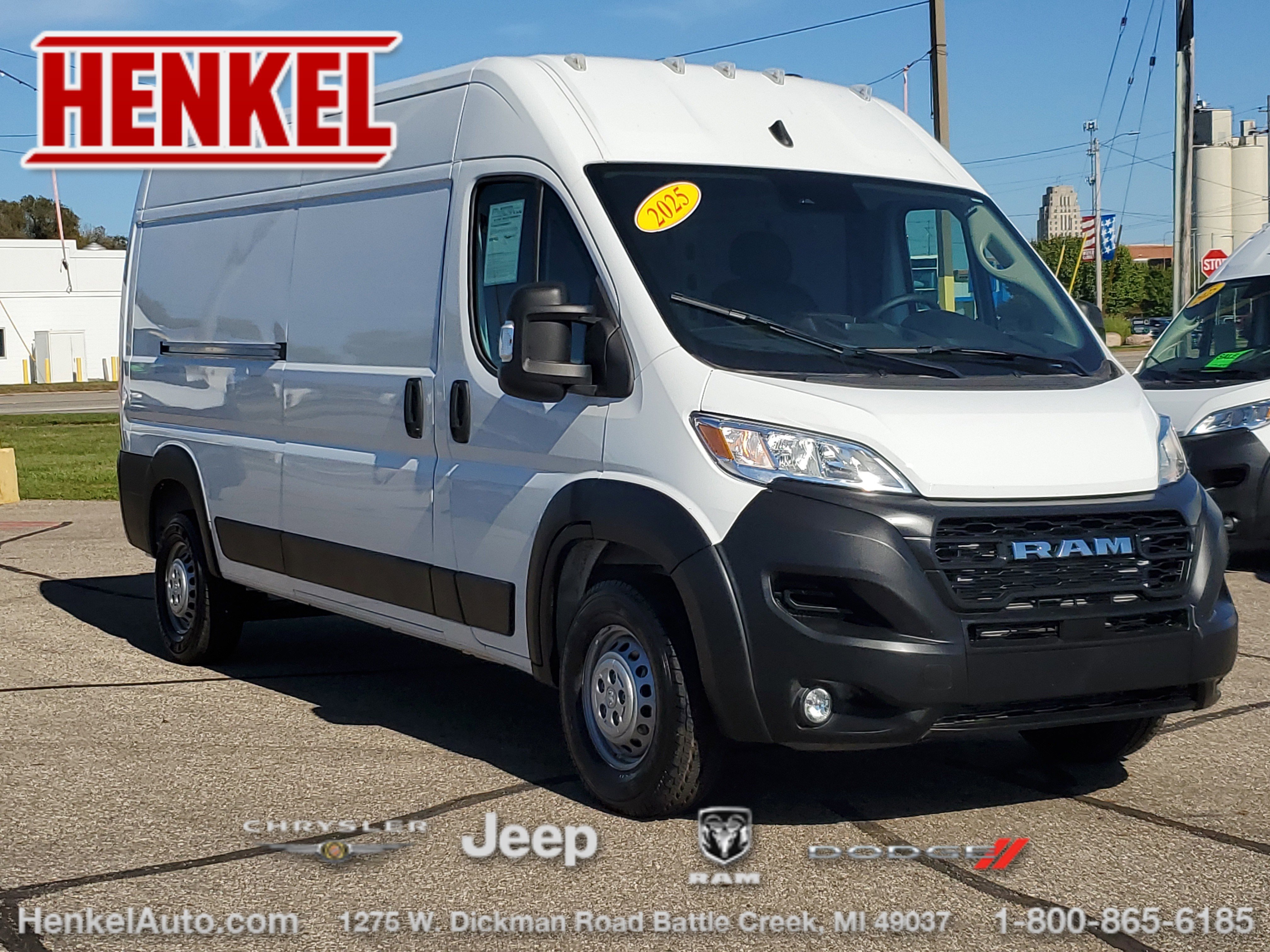 Used 2025 RAM ProMaster 2500 w/ Convenience Group image 1