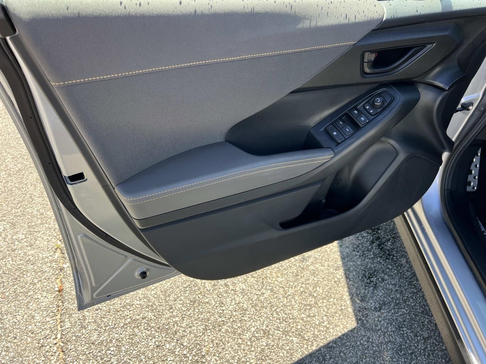 Used 2025 Subaru Crosstrek 2.5i Sport w/ Popular Package #4A image 10